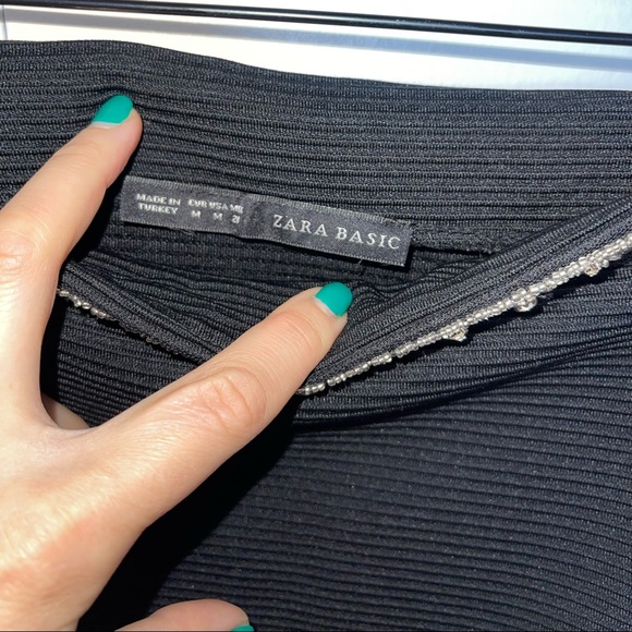 Zara pencil skirt with chic design - Picture 7 of 7